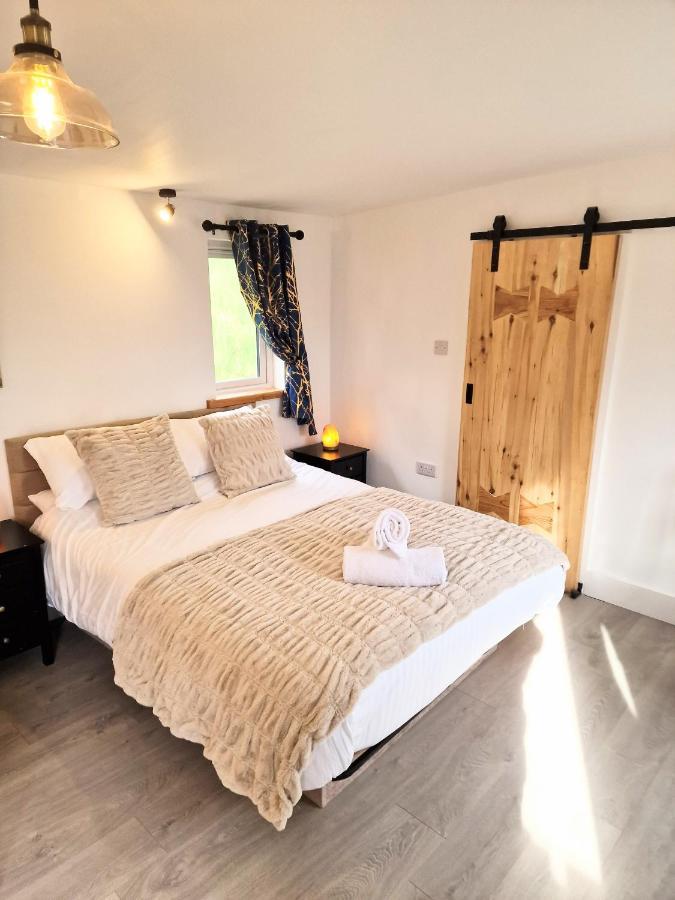 Kaoglen Lodge - Fawn Pod - Hot Tub - Dogs - Pitlochry - Luxury Blairgowrie and Rattray Extérieur photo