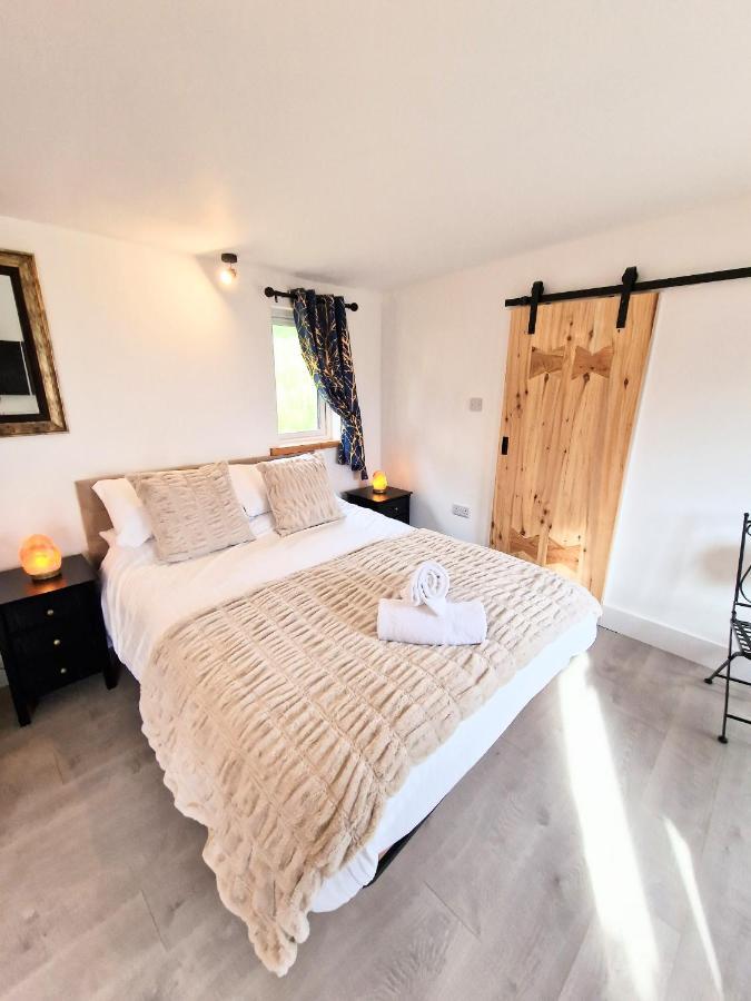 Kaoglen Lodge - Fawn Pod - Hot Tub - Dogs - Pitlochry - Luxury Blairgowrie and Rattray Extérieur photo