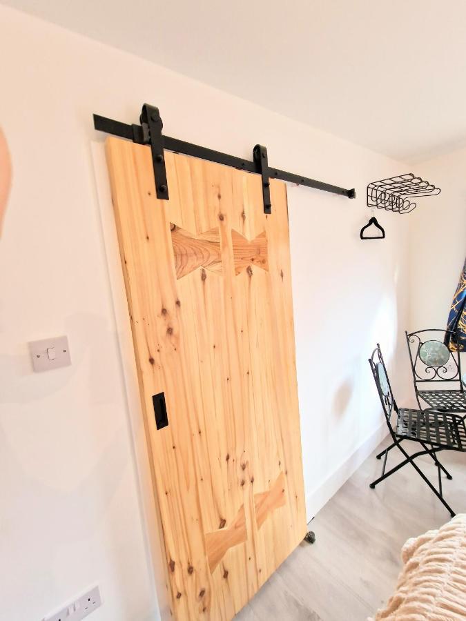 Kaoglen Lodge - Fawn Pod - Hot Tub - Dogs - Pitlochry - Luxury Blairgowrie and Rattray Extérieur photo