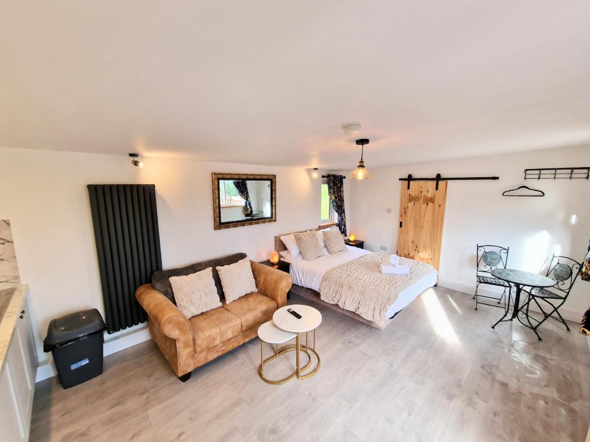 Kaoglen Lodge - Fawn Pod - Hot Tub - Dogs - Pitlochry - Luxury Blairgowrie and Rattray Extérieur photo