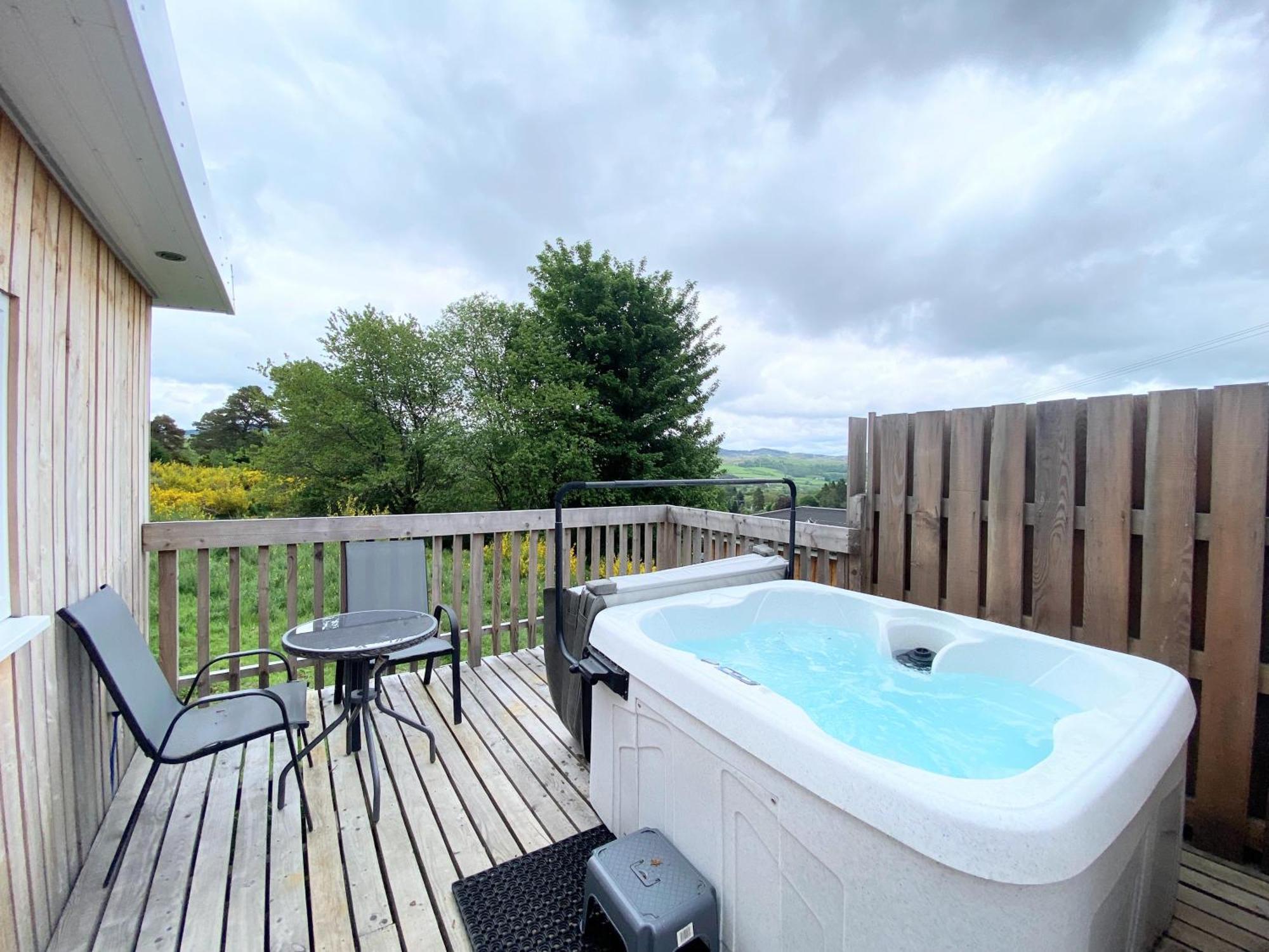 Kaoglen Lodge - Fawn Pod - Hot Tub - Dogs - Pitlochry - Luxury Blairgowrie and Rattray Extérieur photo